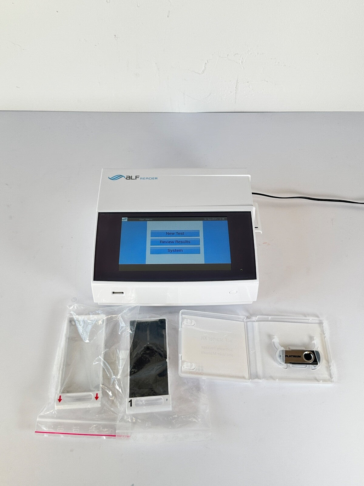 Qiagen aLF Reader ESLR12-MB-6401 w/ Software and Warranty