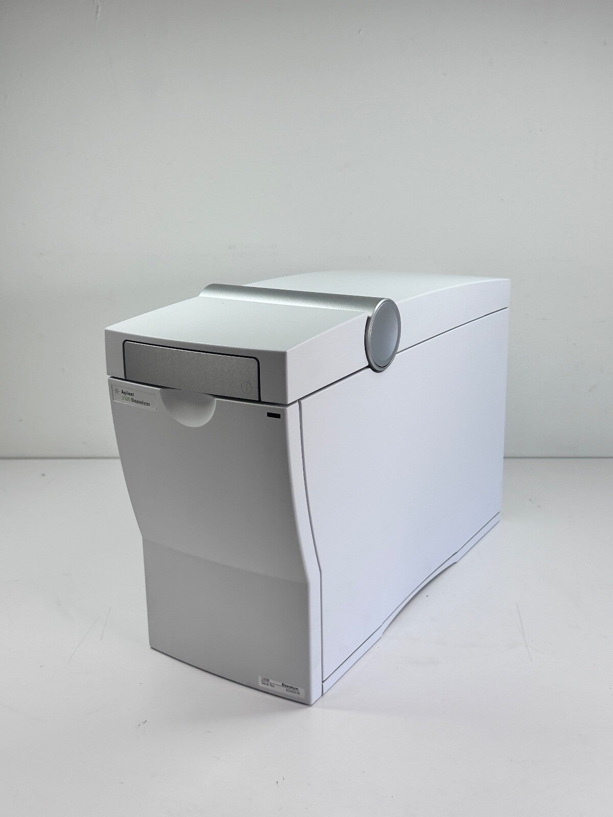 Agilent 2100 Bioanalyzer G2939B w/ laptop and software w/ Warranty
