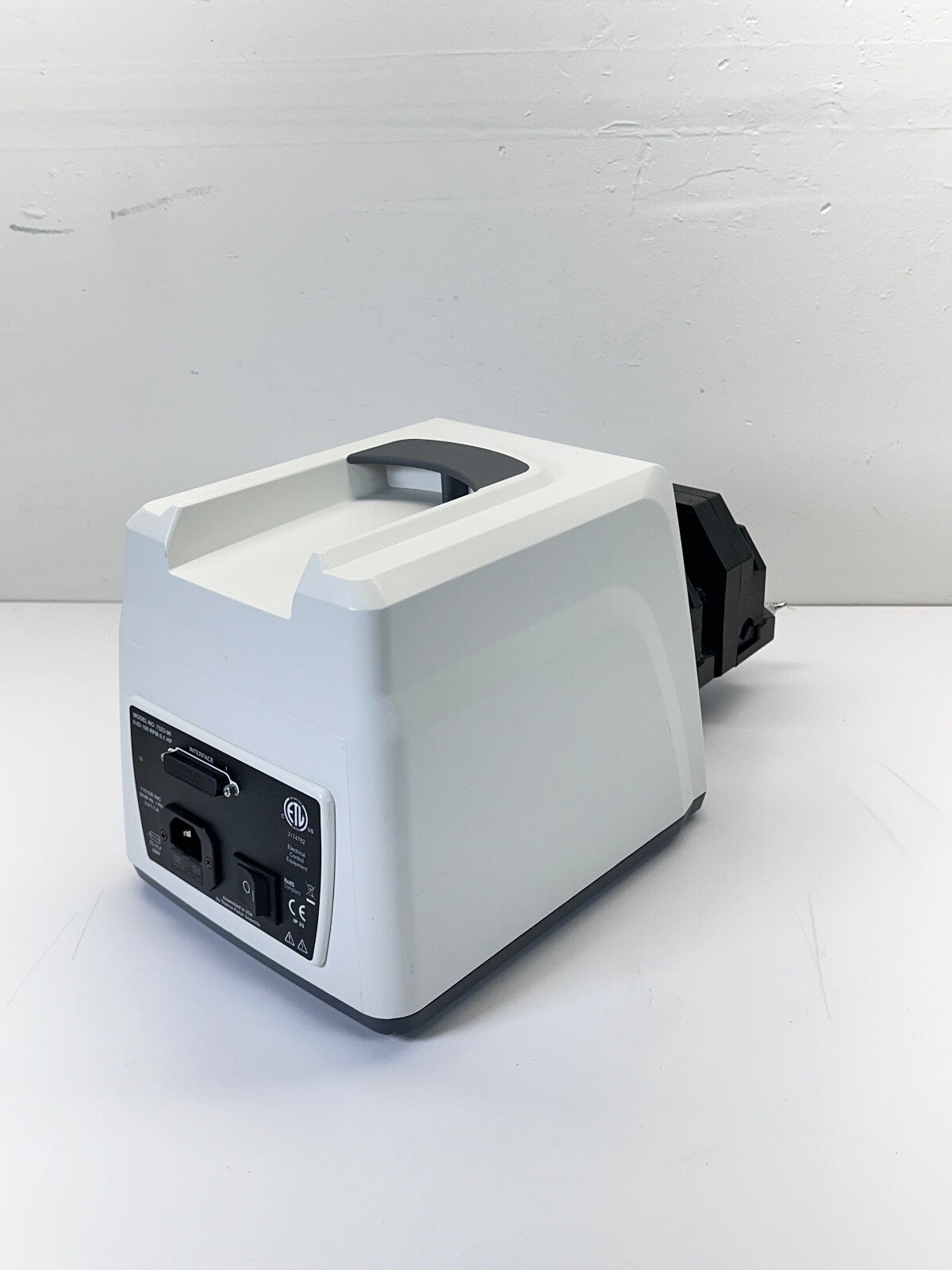 Cole-Parmer Masterflex Peristaltic Pump 7523-90 w/ 2x Easy-Load II Pump Heads