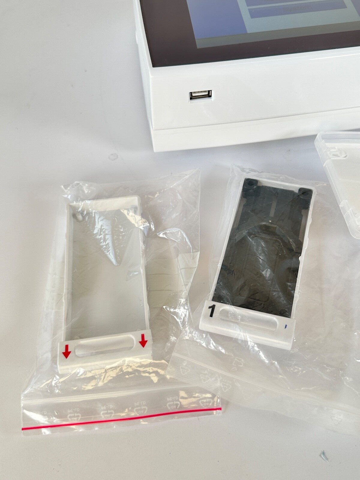 Qiagen aLF Reader ESLR12-MB-6401 w/ Software and Warranty