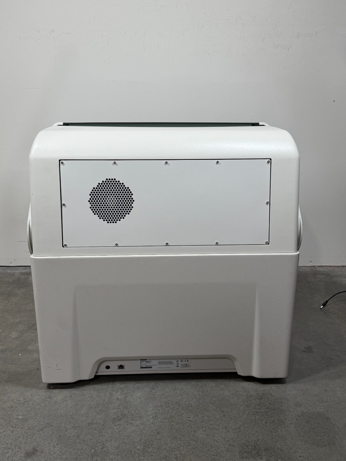 Bio-Rad QX200 AutoDG Automated Droplet Generator ddPCR Unit 96-Well w/ Warranty